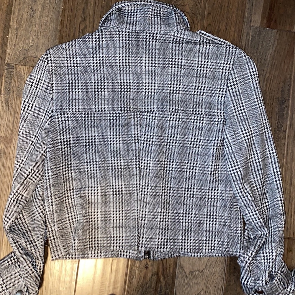 Lightweight Plaid Jacket - image 5